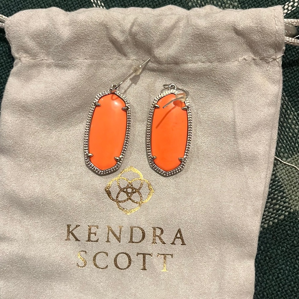 Silver Kendra Scott Elle Earrings in Bright Coral Magenesite